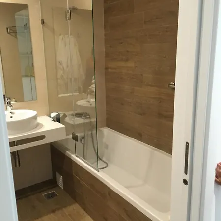 Отель Do Chile 3*