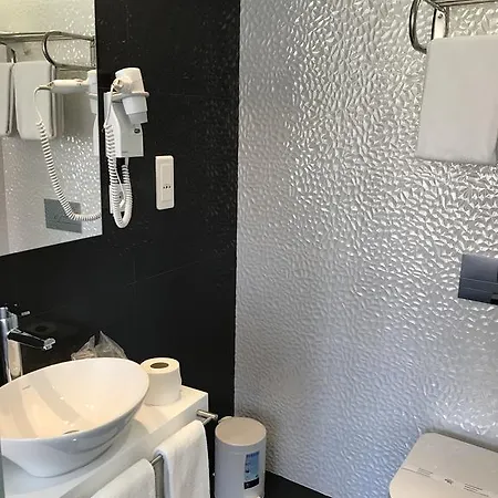 Do Chile Otel Lisboa